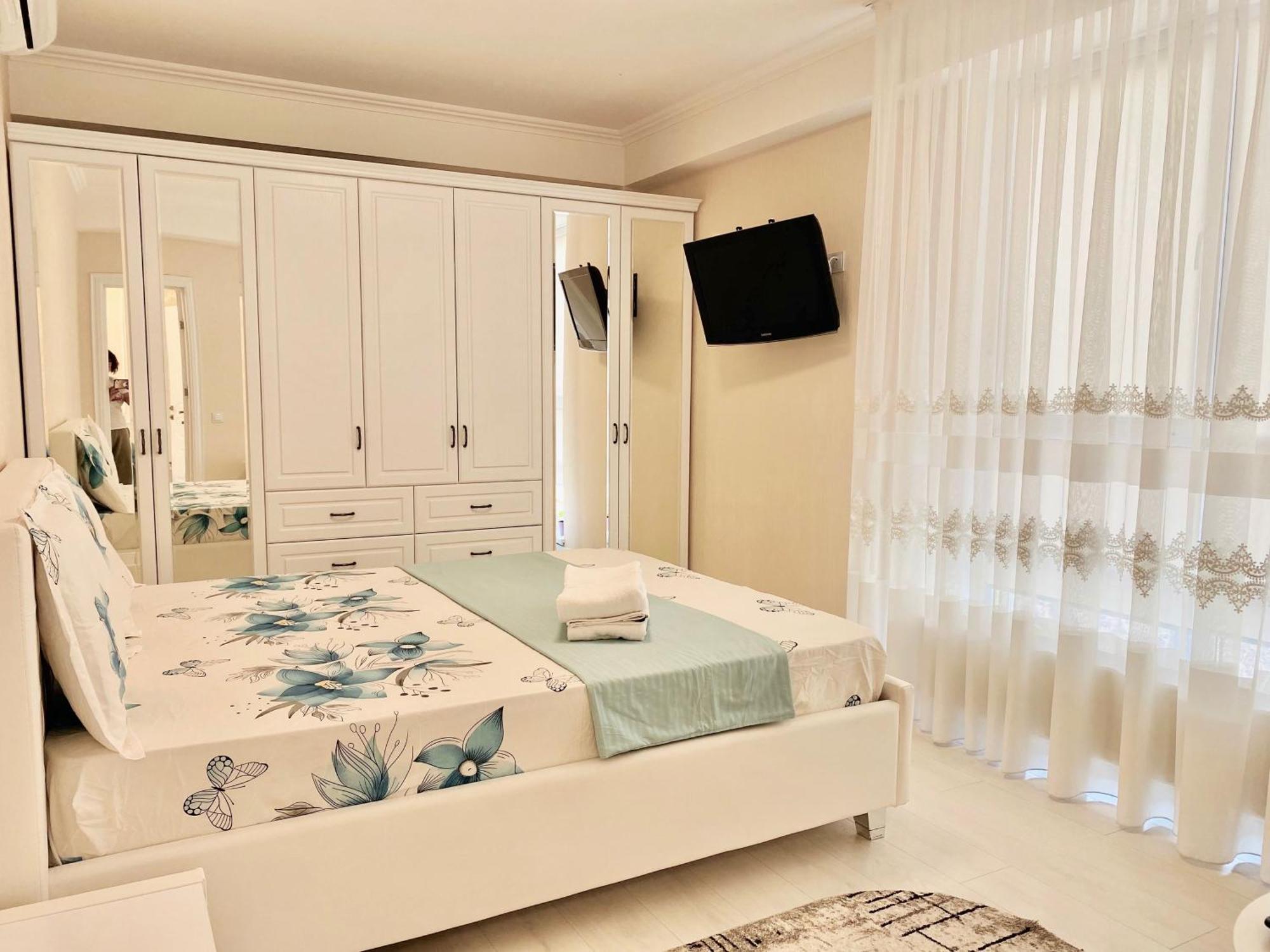 Apartament Confort Кишинев Екстериор снимка