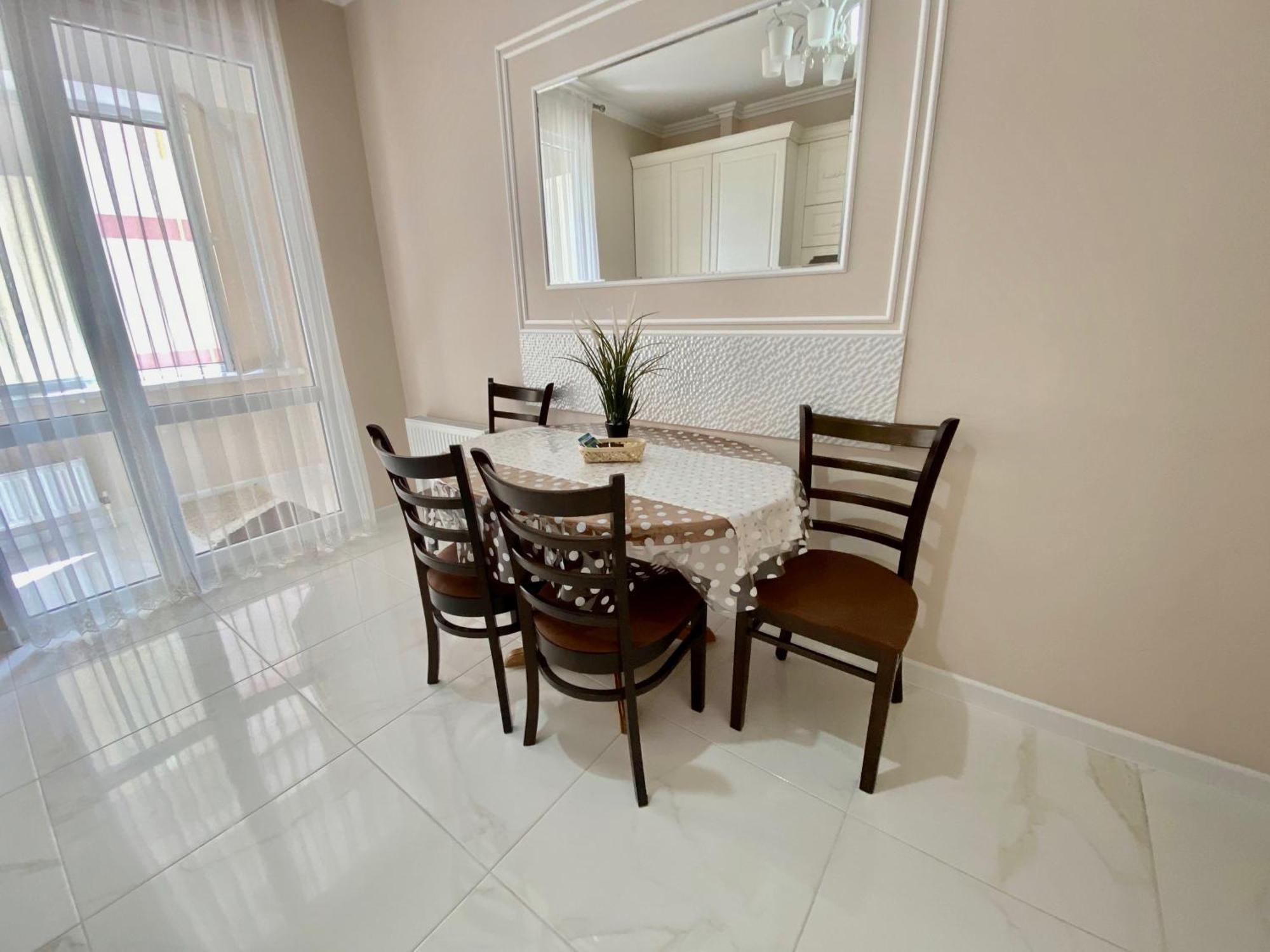 Apartament Confort Кишинев Екстериор снимка