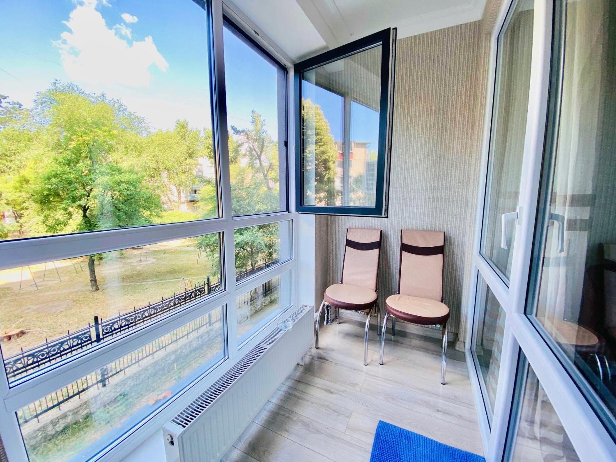 Apartament Confort Кишинев Екстериор снимка